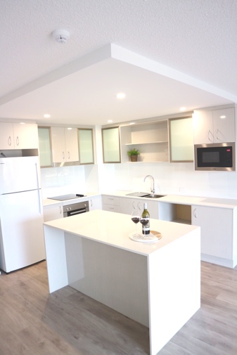Modern White Kitchen — Unit Remodeling in Caloundra, Sunshine Coast